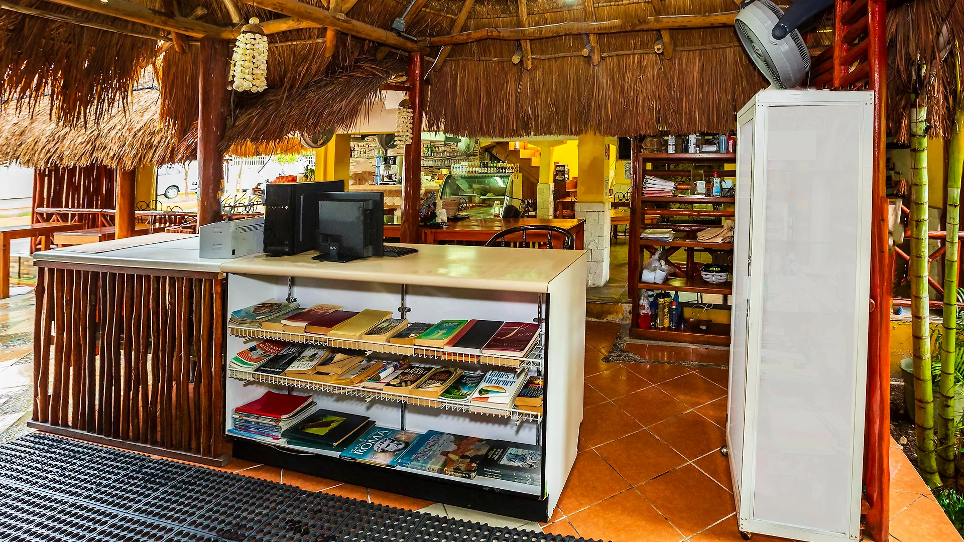 *****  OYO Hotel Playa Del Carmen México