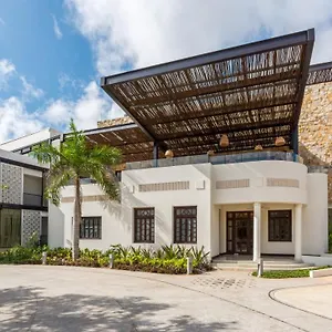Brisas Hotel